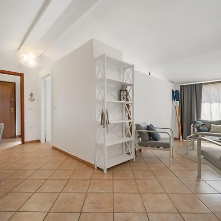 Le Tenute Del Mandarino Holiday home Elmas